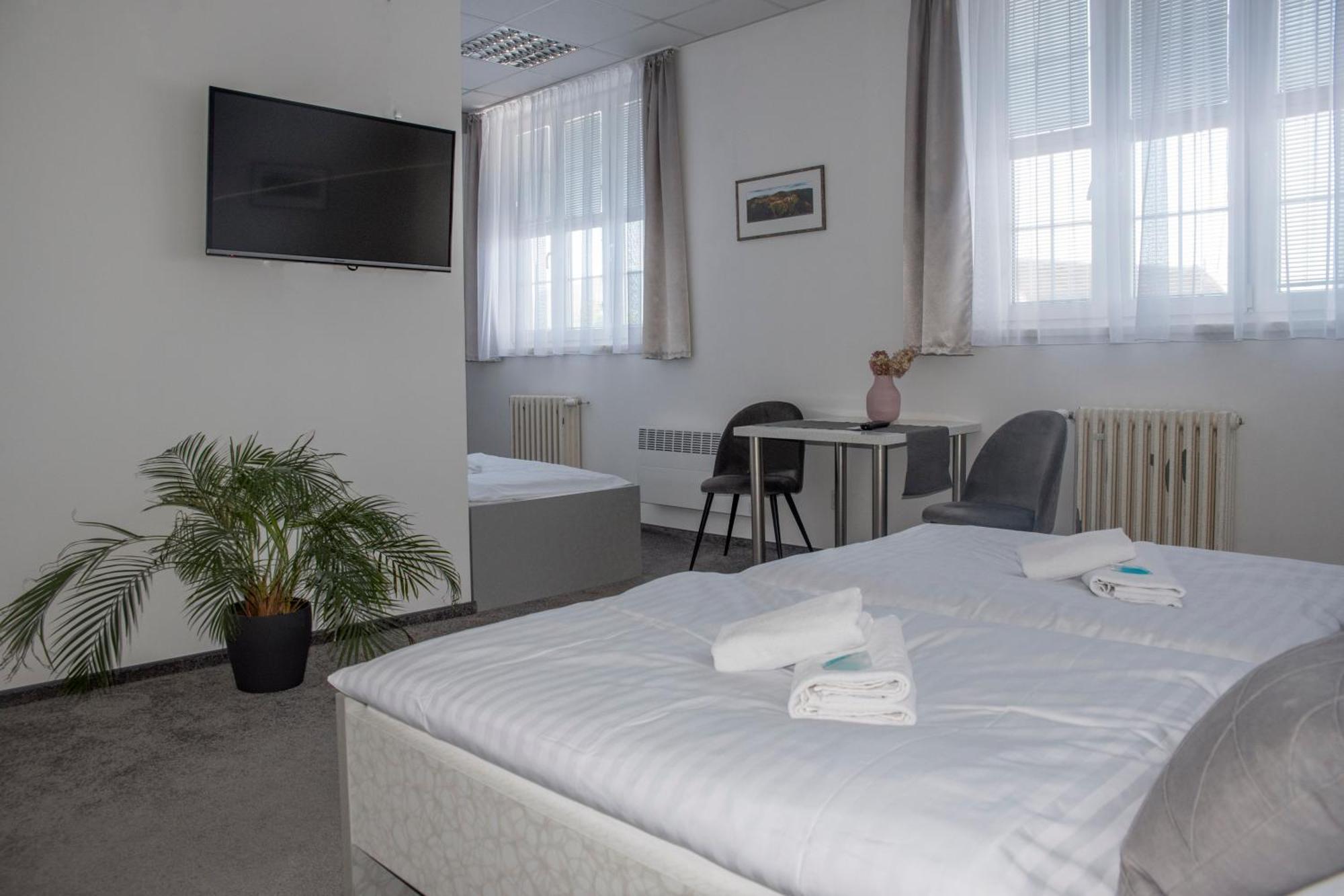 CLASSIC apartmány Třinec Trinec Exterior foto